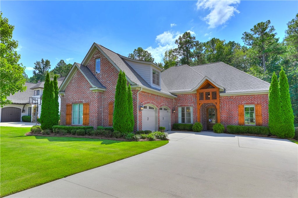 Photo of 2224 EAST LAKE Boulevard, Auburn, AL 36830 (MLS # 182443)