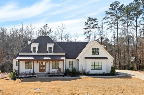 Photo of 224 BRIDGEWATER Boulevard, Auburn, AL 36830 (MLS # 178334)