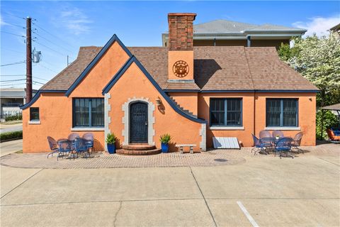 Photo of 428 W MAGNOLIA Avenue, Auburn, AL 36832 (MLS # 179892)