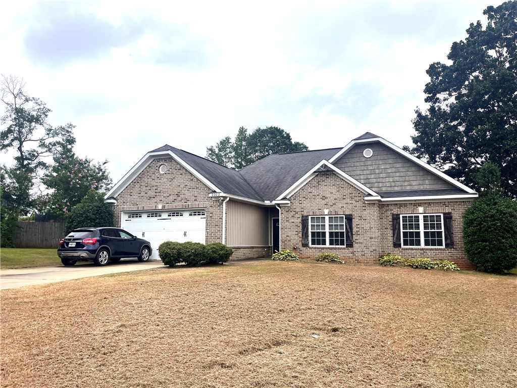 2902 HANNAH Way