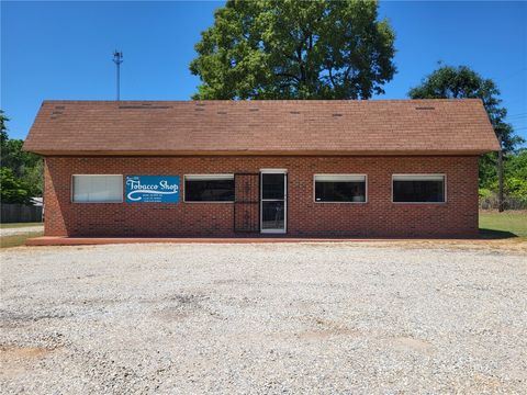 Photo of 8582 US HIGHWAY 29, Cusseta, AL 36852 (MLS # 180185)