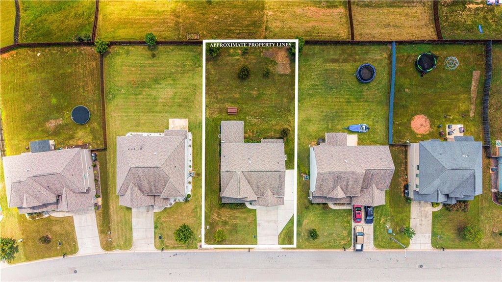 Photo of 1991 FELICITY Lane, Auburn, AL 36830 (MLS # 182018)