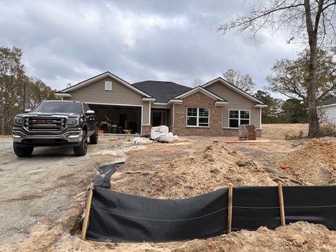 Photo of 84 LEE ROAD 237, Smiths Station, AL 36877 (MLS # 177274)