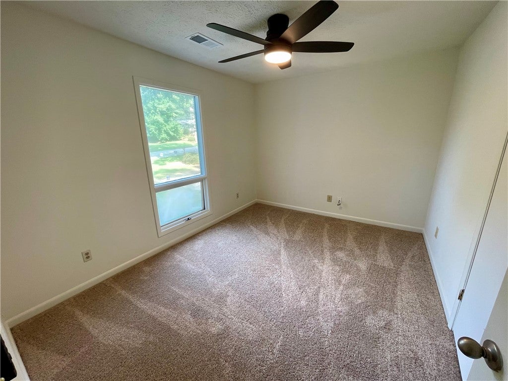 Photo of 901 TACOMA Drive, Auburn, AL 36830 (MLS # 178317)