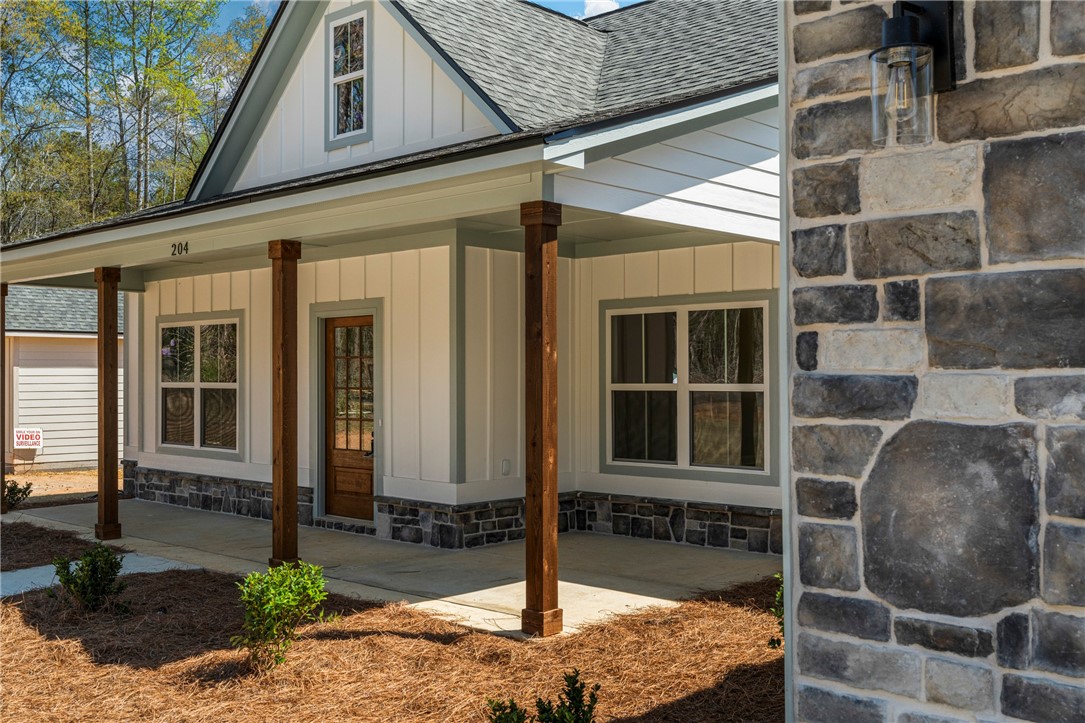 204 LEE ROAD 334