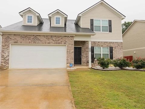 Photo of 45 WOOD HILL Drive, Smiths Station, AL 36877 (MLS # 181250)