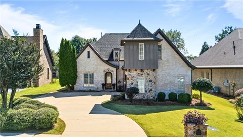 Photo of 755 OAKDALE Drive, Auburn, AL 36830 (MLS # 177008)