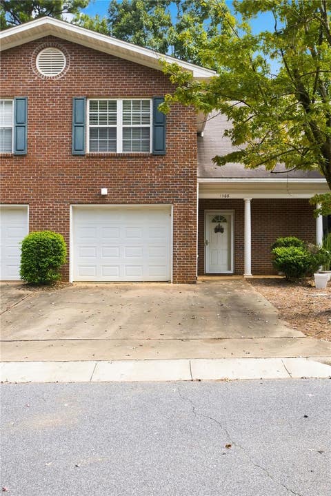 Photo of 2428 UNIVERSITY Drive #1308, Auburn, AL 36830 (MLS # 181848)