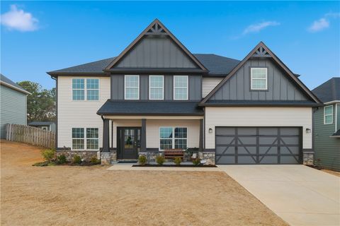 1799 SOLAMERE Court Auburn AL 36832