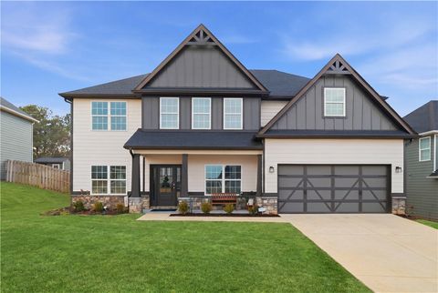 Photo of 1799 SOLAMERE Court, Auburn, AL 36832 (MLS # 177954)