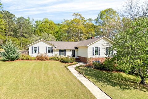 202 N 17TH Avenue Lanett AL 36863