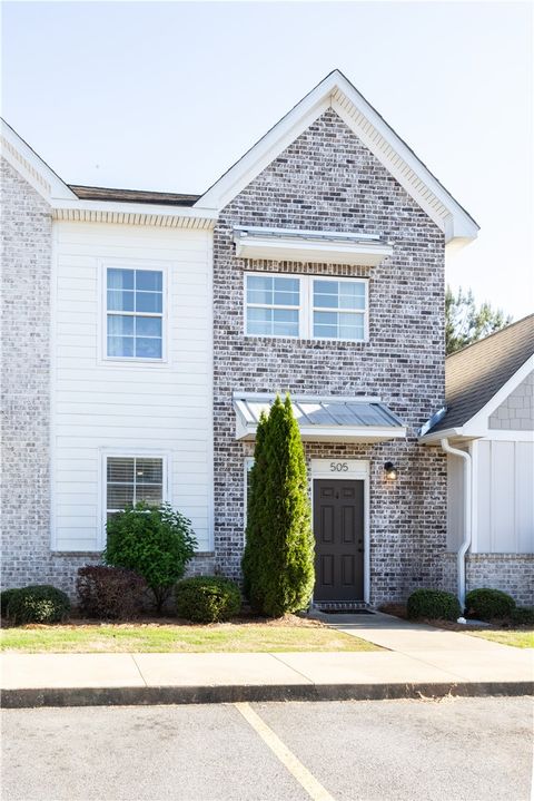 Photo of 3855 ACADEMY Drive #505, Opelika, AL 36801 (MLS # 179904)