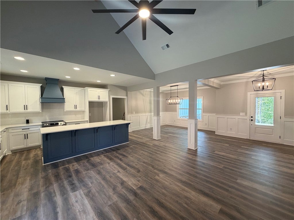 119 LEE ROAD 2098