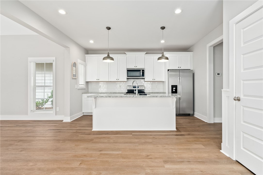 1136 BURROW Circle
