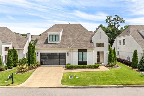Photo of 2051 MOORES MILL Road #J, Auburn, AL 36830 (MLS # 181963)