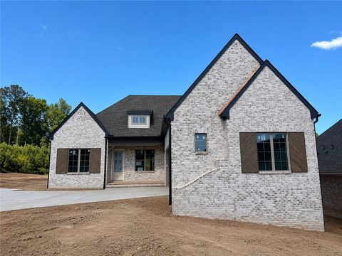 Photo of 600 OVERBROOK Lane, Auburn, AL 36830 (MLS # 177609)