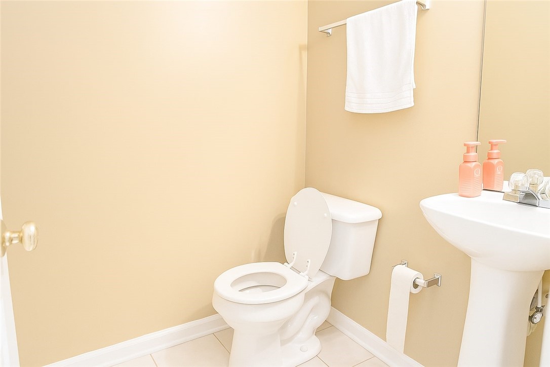 2428 E UNIVERSITY Drive 103