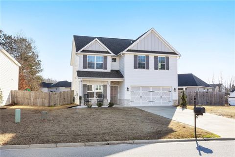 Photo of 1626 CREEKSTONE Drive, Opelika, AL 36804 (MLS # 178086)