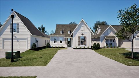 Photo of 107 HUNTERS Way, Opelika, AL 36801 (MLS # 180734)