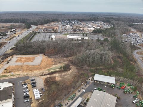 Photo of 1830 E GLENN Avenue, Auburn, AL 36830 (MLS # 179971)