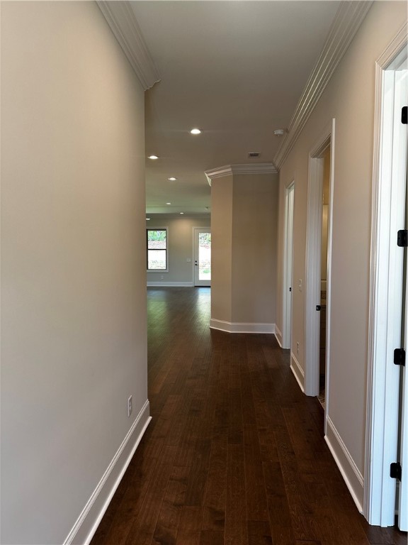489 WINDSOR Drive