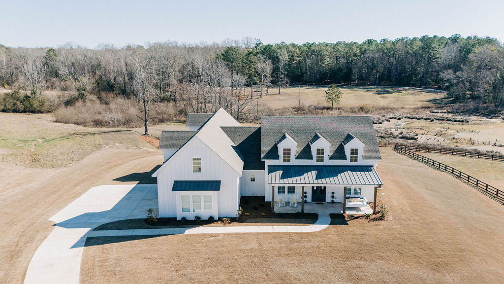 4013 BLACKBERRY Lane