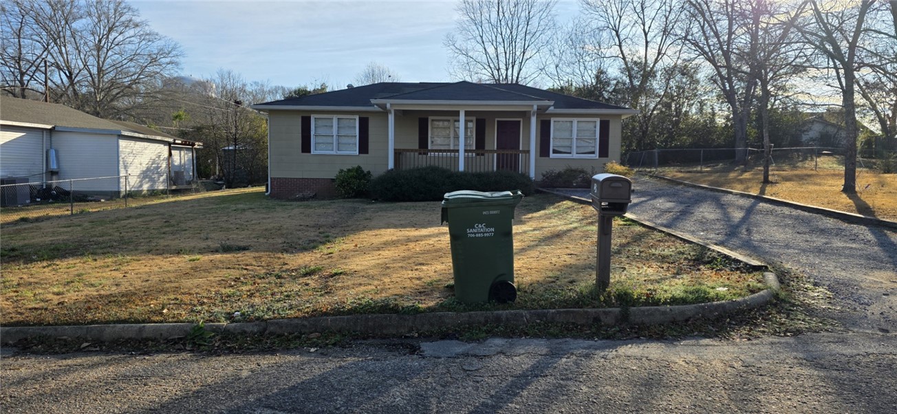 112 N 13TH Avenue