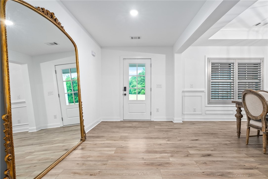 285 LEE ROAD 852