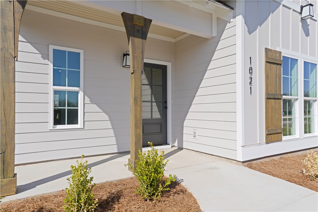 1021 CROSSING Court E