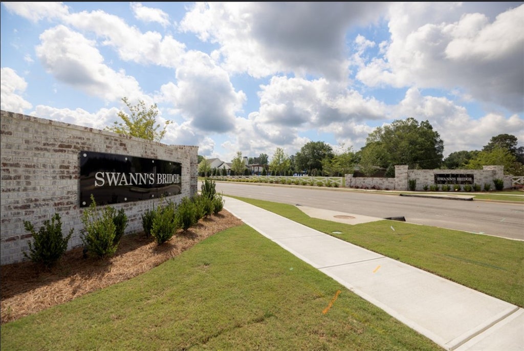 Photo of 317 TUNDRA SWANN Lane, Auburn, AL 36832 (MLS # 182059)