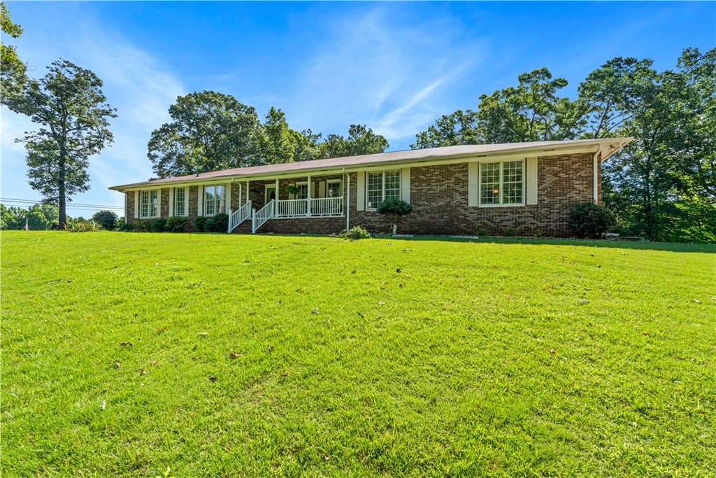 Photo of 5023 VETERANS MEMORIAL Parkway, Lanett, AL 36863 (MLS # 182079)