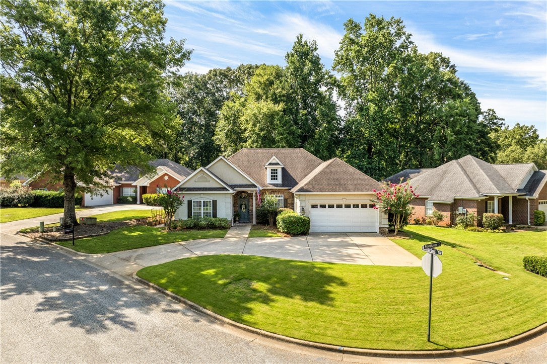 1944 HILLBROOK Circle