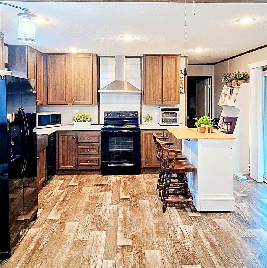 Photo of 250 LEE ROAD 2007, Opelika, AL 36804 (MLS # 181796)
