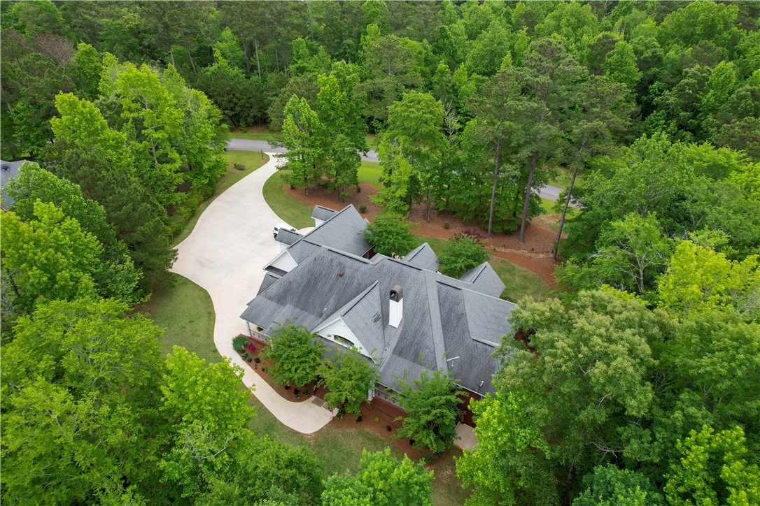 2100 EVANS Drive