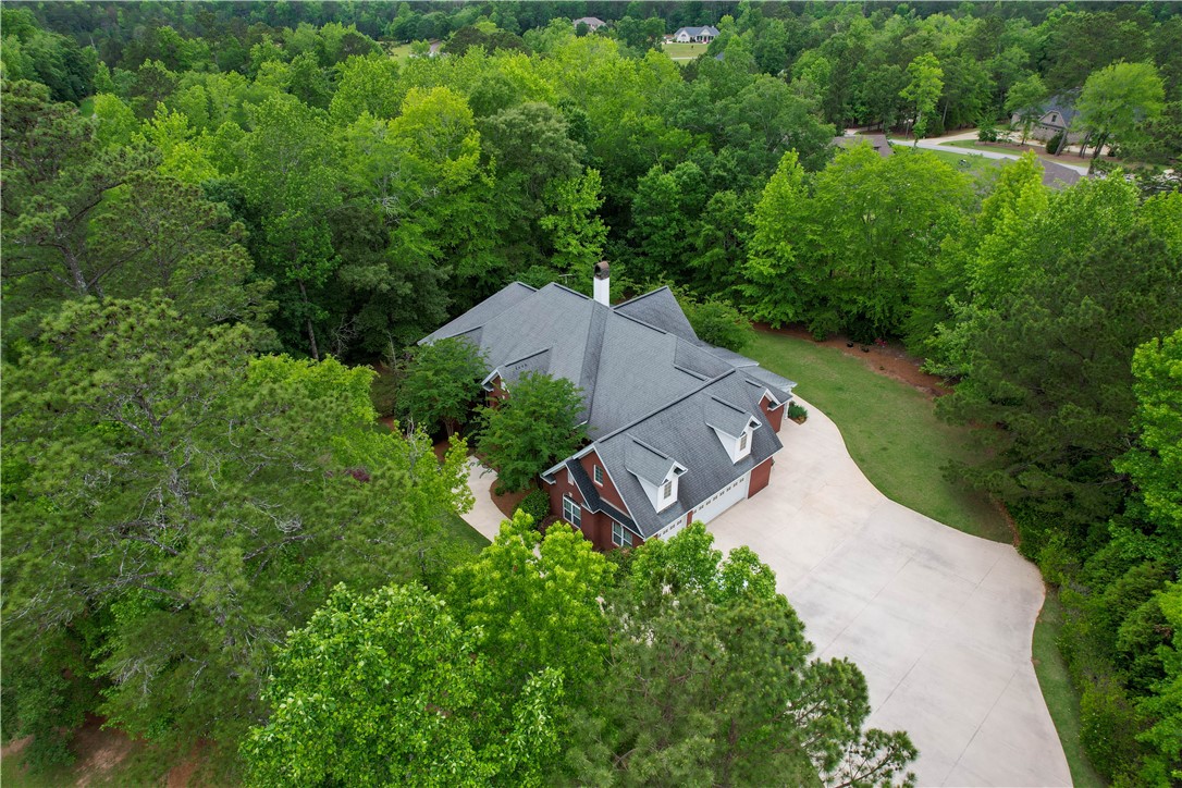 2100 EVANS Drive