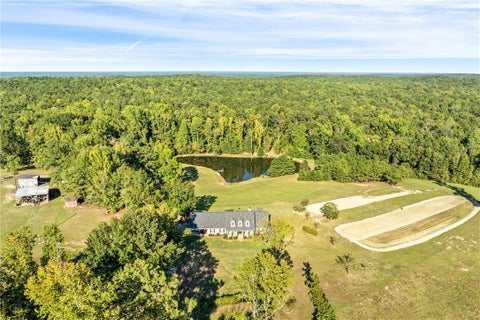 Photo of 1135 WHITMAN FIELD Road, Wetumpka, AL 36092 (MLS # 182605)
