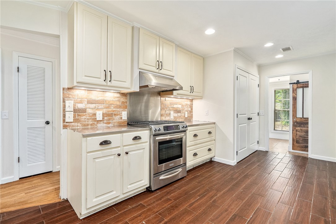 1600 MILLBRANCH Drive