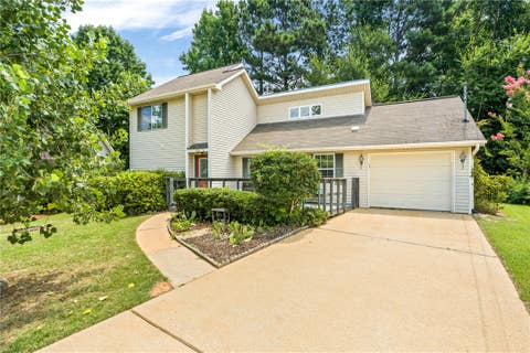 Photo of 838 ANDREWS Court, Auburn, AL 36830 (MLS # 181274)