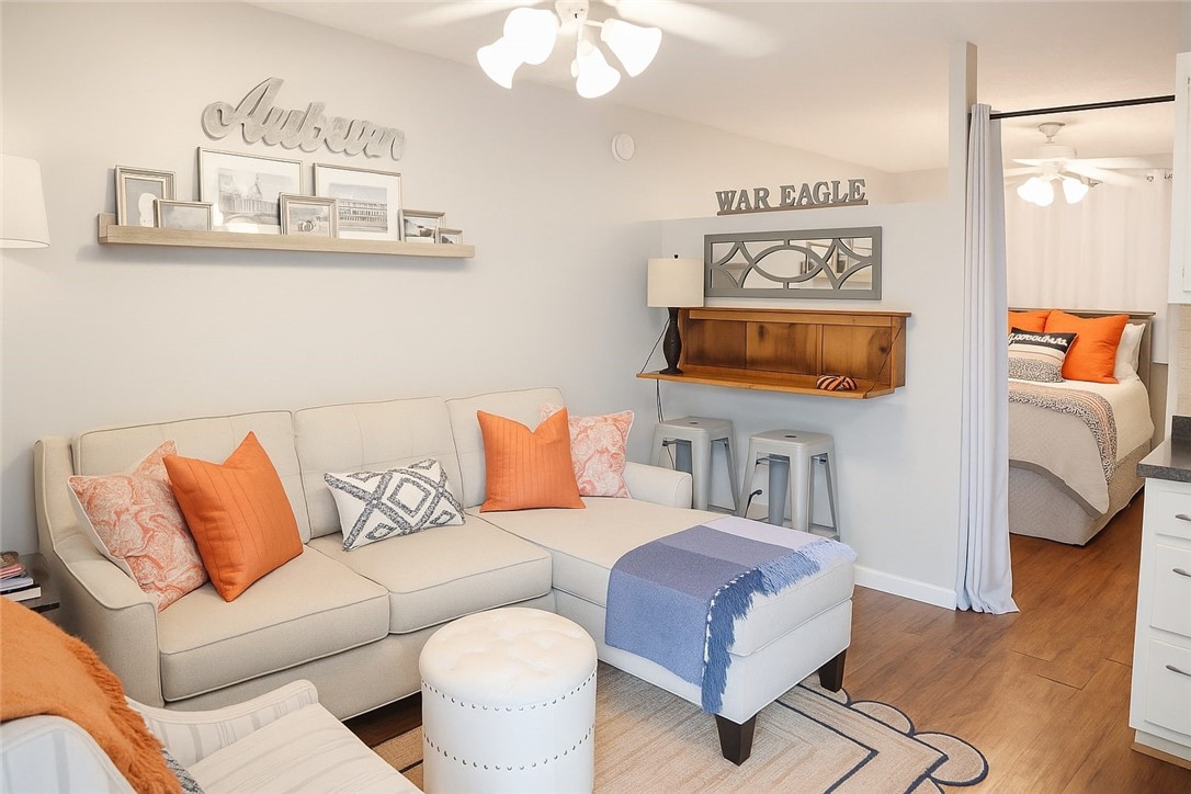 634 W MAGNOLIA Avenue 319