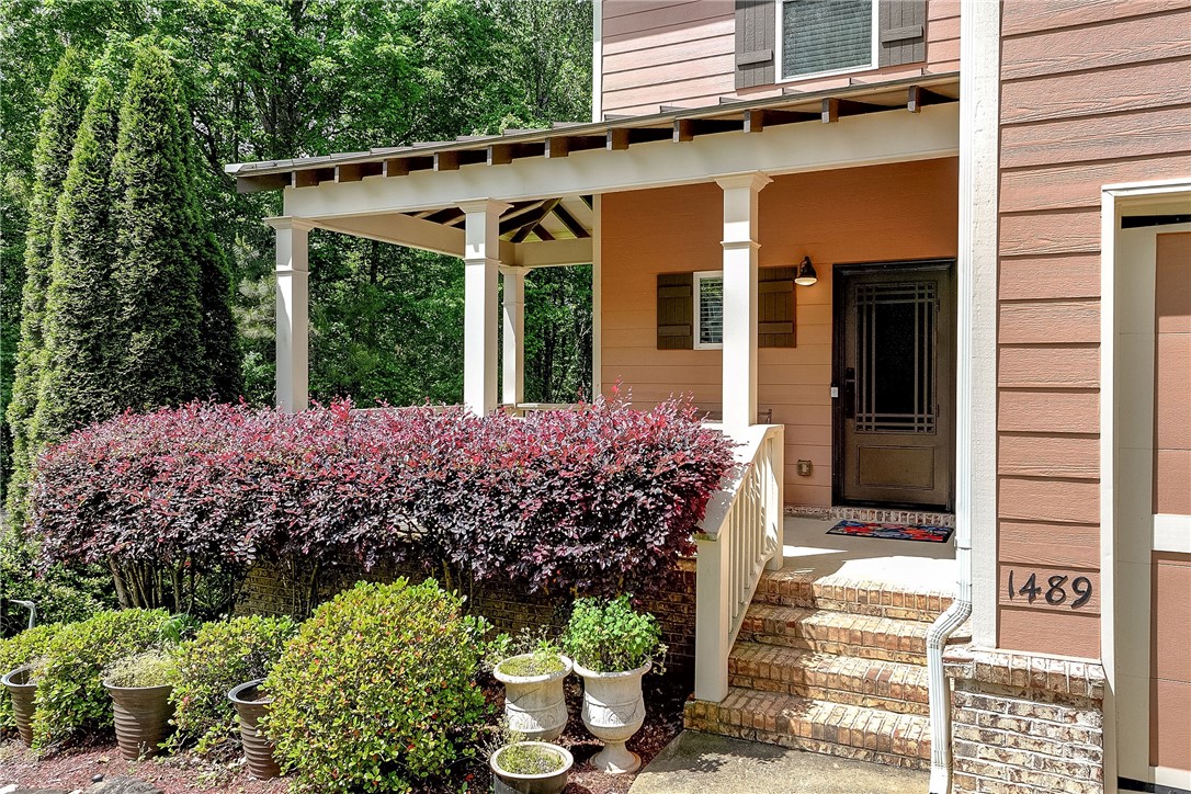 1489 REYNOLDS Drive