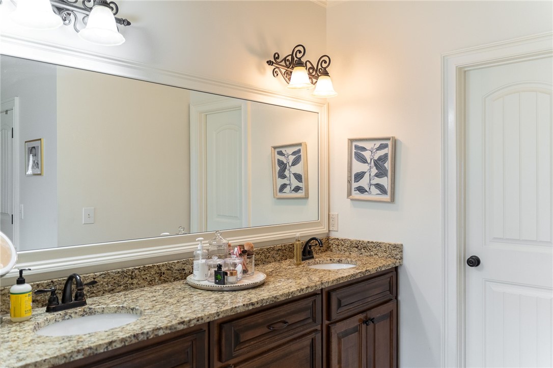 Auburn, Alabama 36830, United States, 4 Bedrooms Bedrooms, ,3 BathroomsBathrooms,Residential,Active,5564