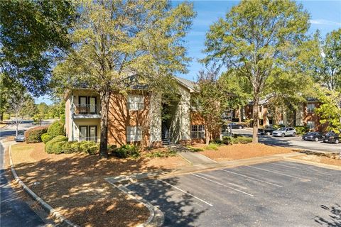 Photo of 3297 S COLLEGE Street #G102, Auburn, AL 36830 (MLS # 177301) Photo of 3297 S COLLEGE Street #G102, Auburn, AL 36830 (MLS # 177301)