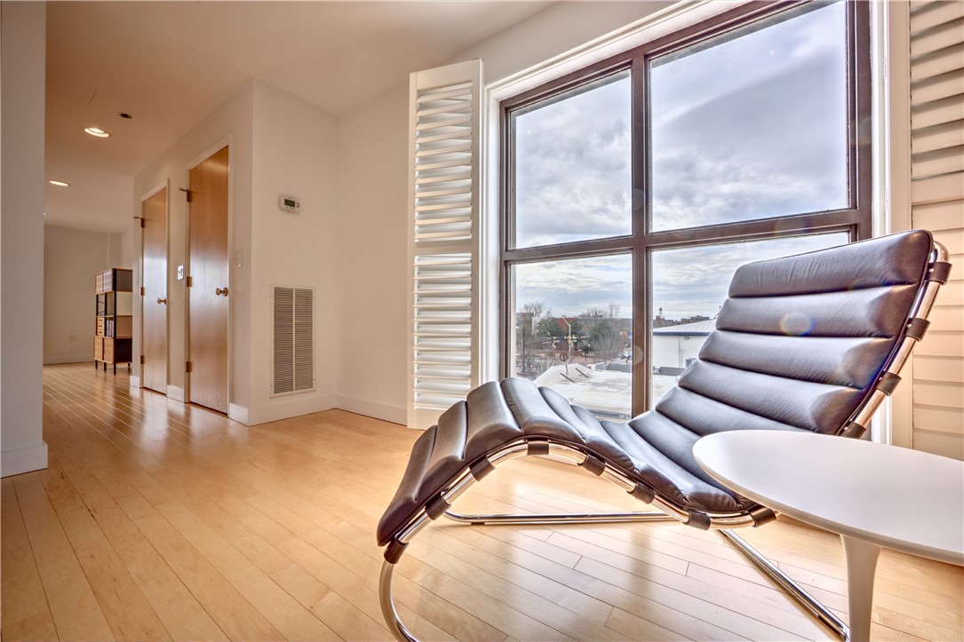 145 E MAGNOLIA Avenue 301