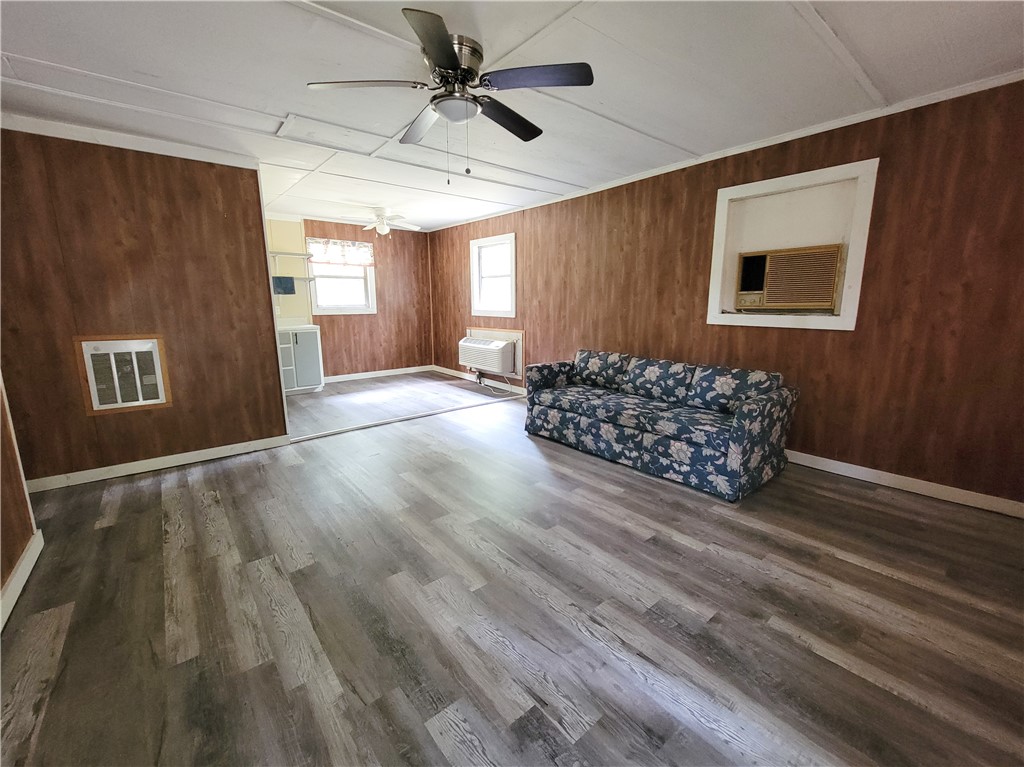 2022 E MARTIN LUTHER KING