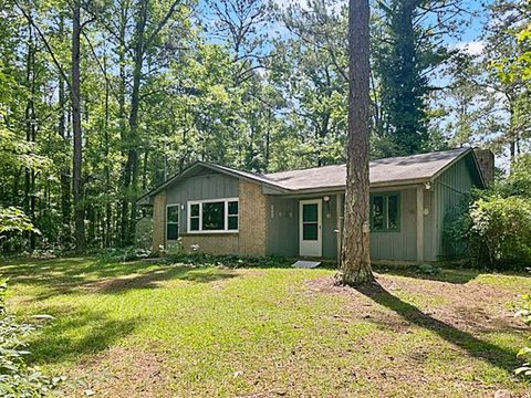 Photo of 3699 COUNTY ROAD 54 E, Notasulga, AL 36866 (MLS # 180749)