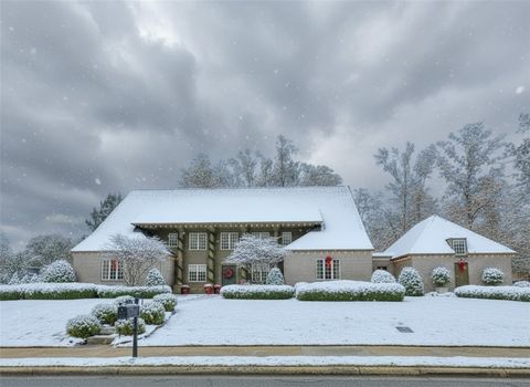 1707 CANDLER Way Auburn AL 36830