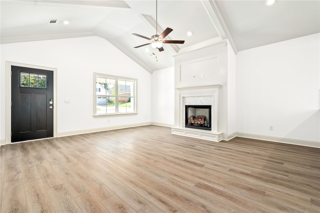 1978 HIDDEN LAKES Drive