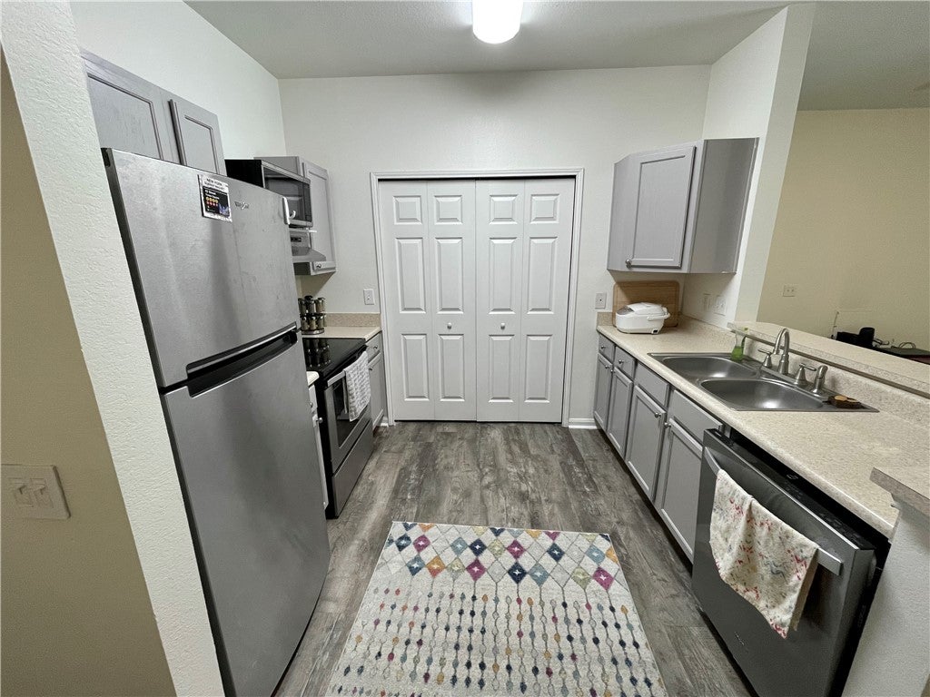 Photo of 447 W LONGLEAF Drive #1208, Auburn, AL 36832 (MLS # 182005)