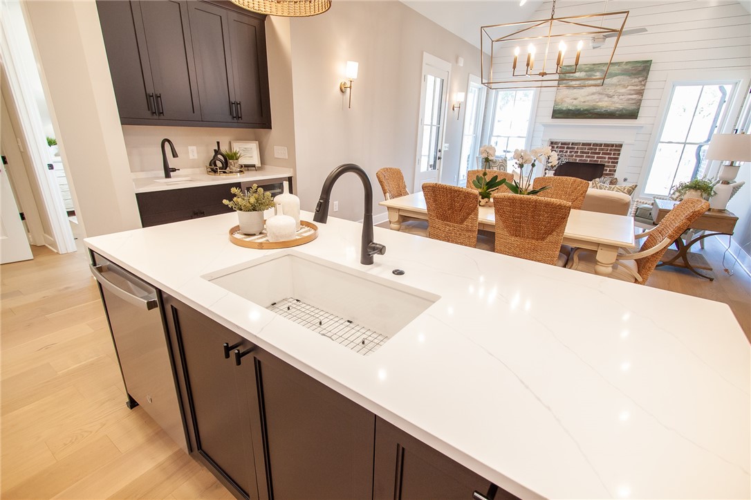 2053 DAWSON CORNER Loop