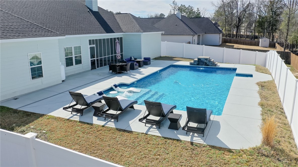 87 LEE ROAD 2223